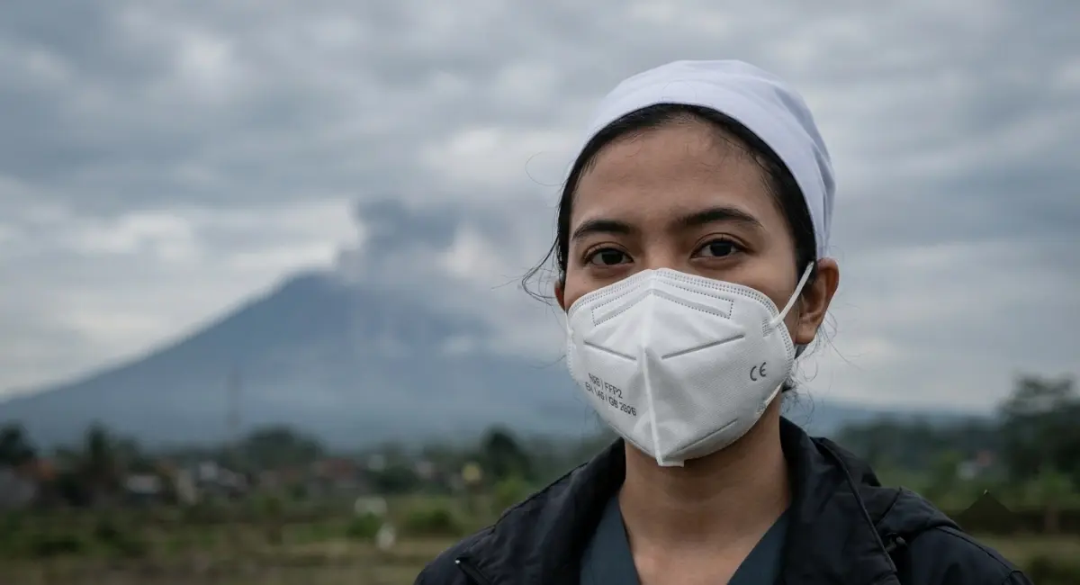 Bandara Soetta Ditutup Akibat Anak Krakatau: Ini Dampak Abu Vulkanik dan Cara Lindungi Diri